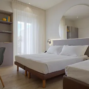 La Fenice Hotel